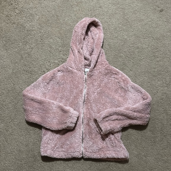 Fuzzy Lauren Conrad jacket! - Picture 1 of 2